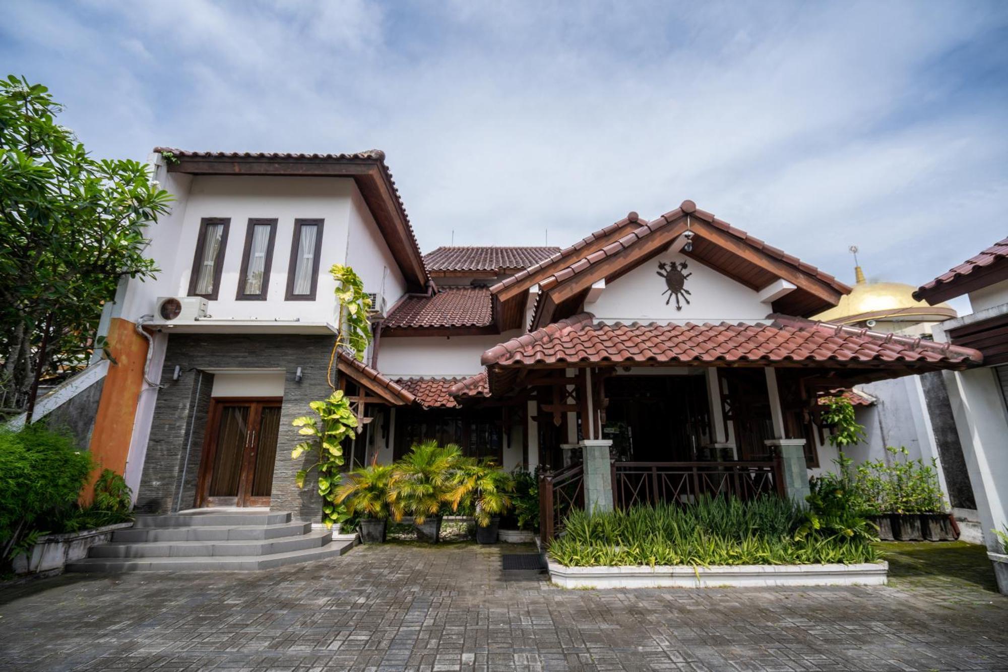D Ajenk Boutique Guesthouse * Kejayan
