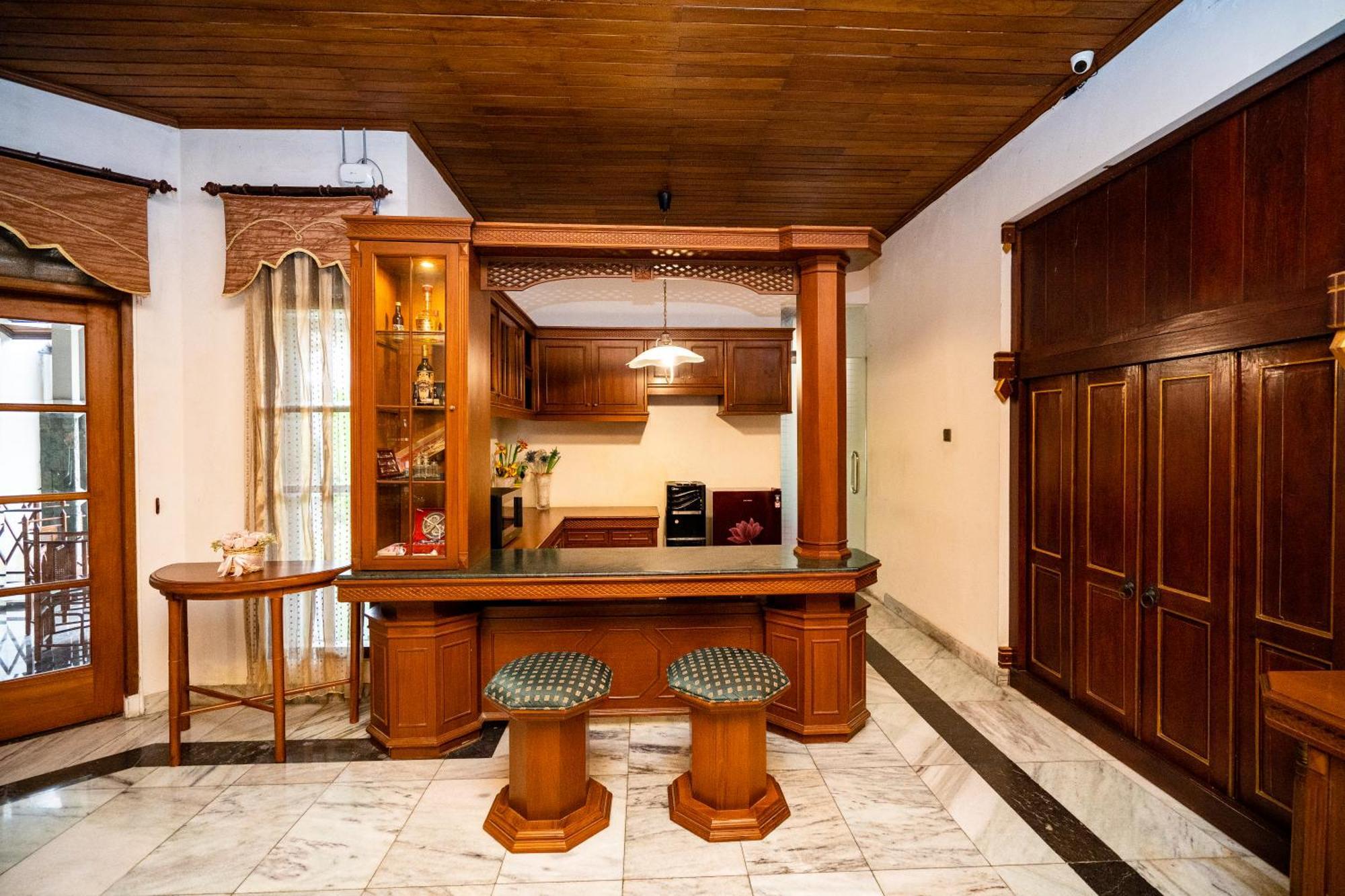 D Ajenk Boutique Guesthouse Kejayan